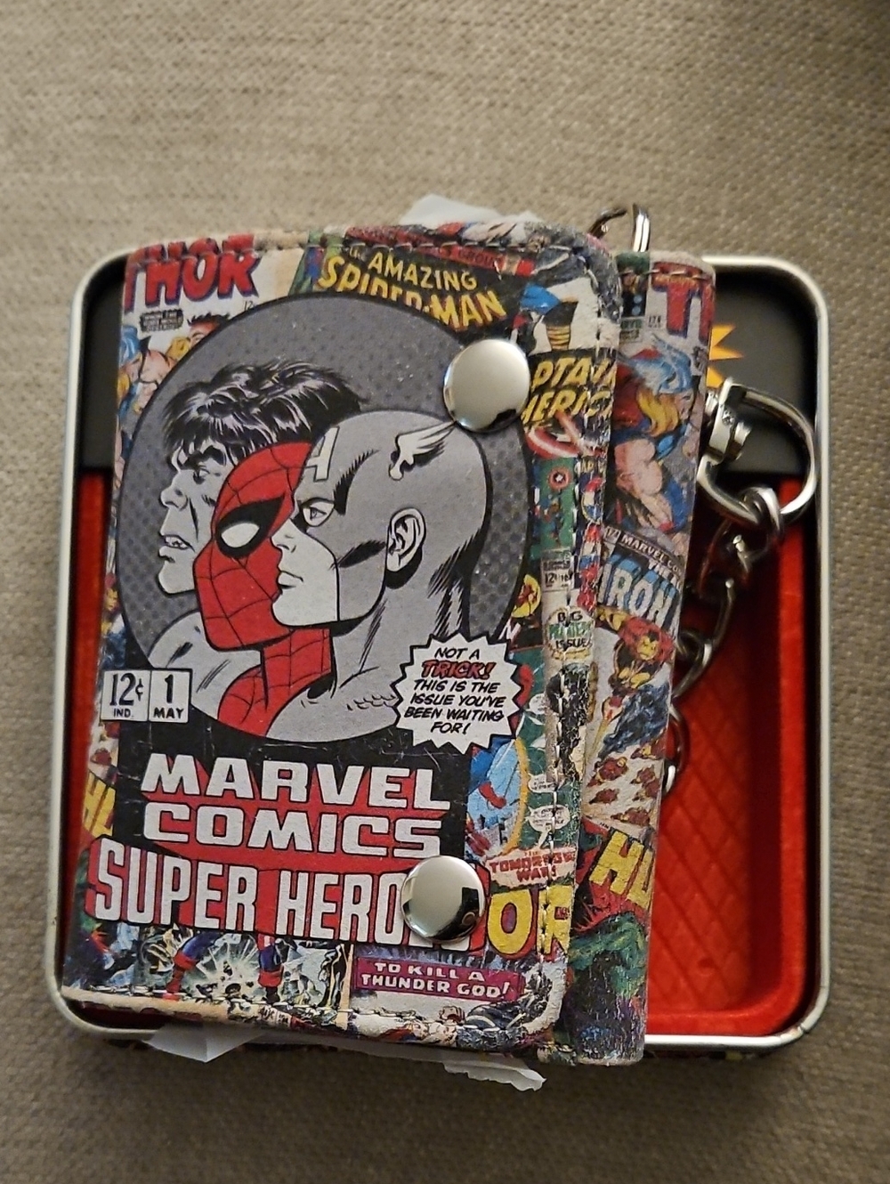 Marvel Comics Super Hero Card Wallet Keychain - Multicolor
